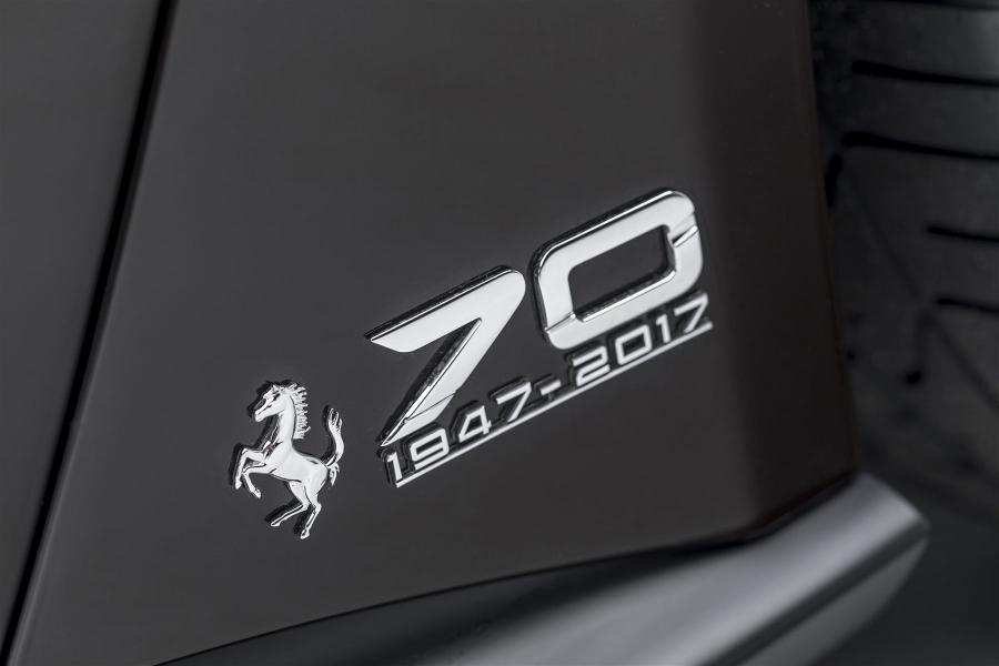 Логотип Ferrari F12berlinetta The Actor (228828) 2017 года  (фото 27 из 38)